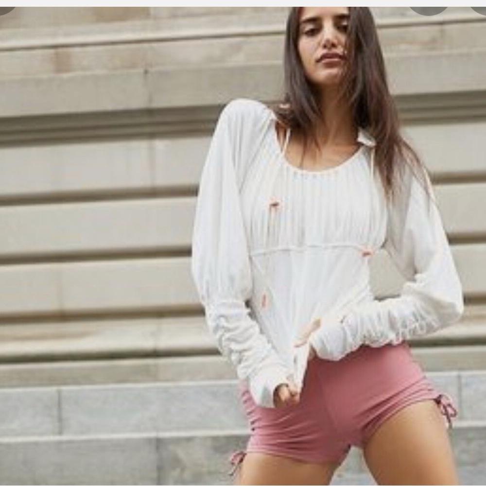 Free People FP Movement Look Within Layer White Size Large NWOT